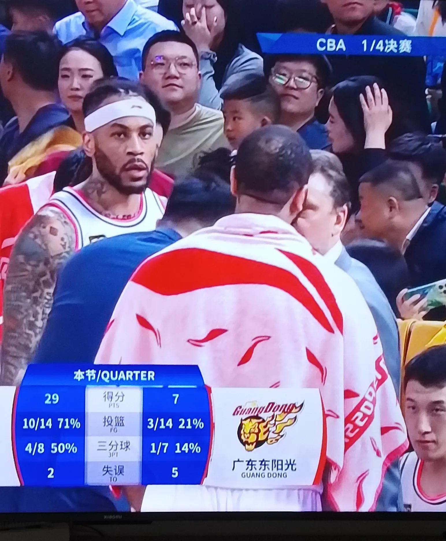 哈尔滨队遭遇重创，客场输给广东男篮