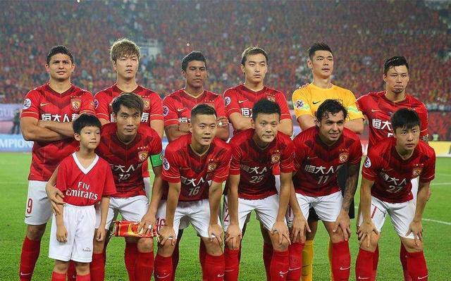 高拉特领衔恒大出战上港,备受关注 高拉特领衔恒大出战上港,备受关注