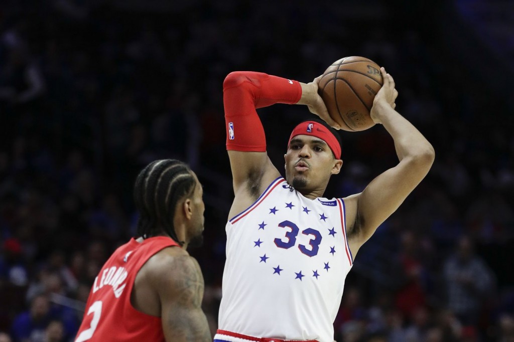 包含太阳翻盘国王，麦科勒姆高光表现的词条