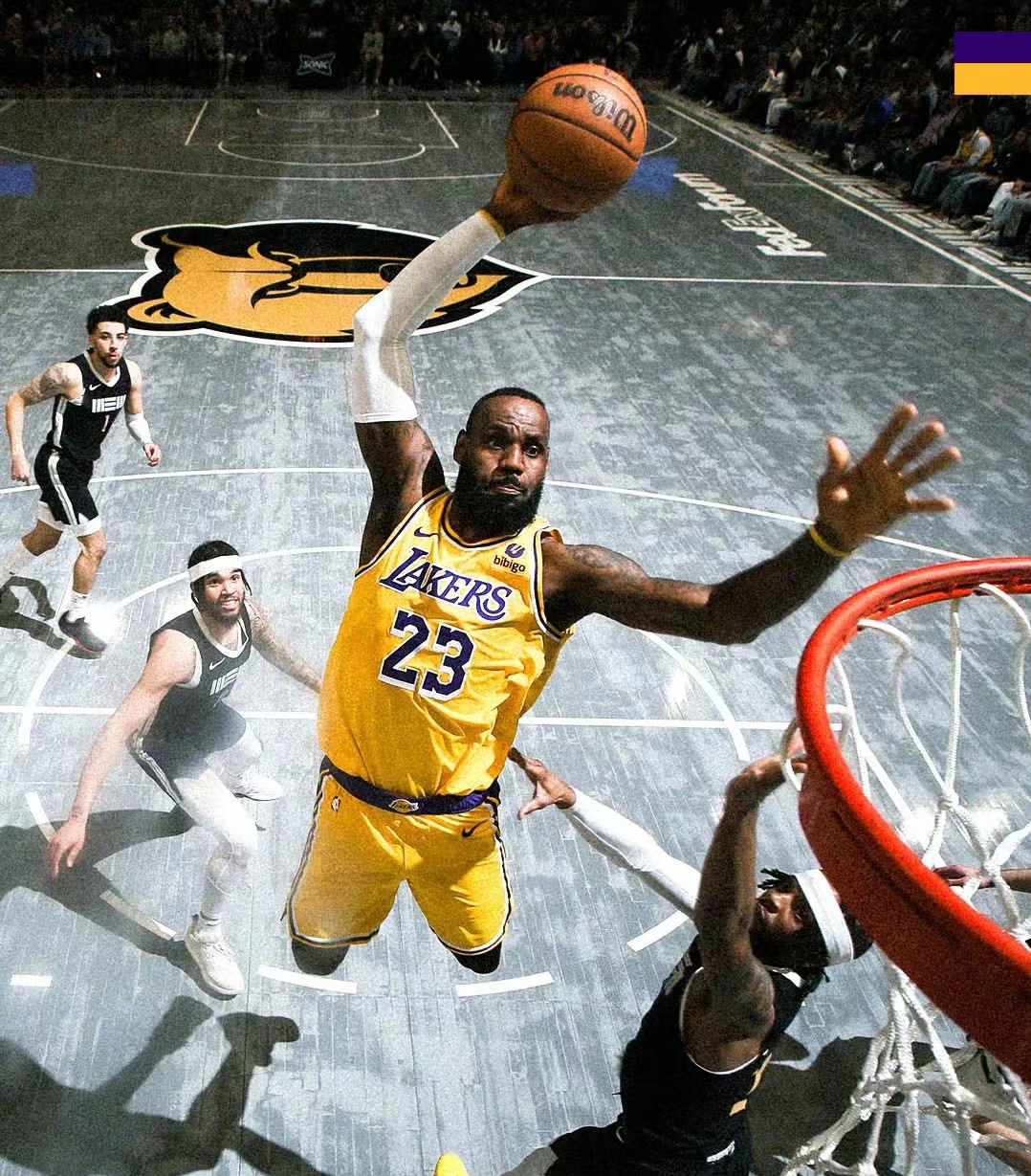 猛龙轻取新疆队,詹姆斯点燃赛场 猛龙轻取新疆队,詹姆斯点燃赛场