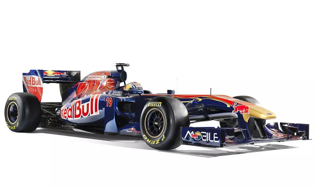 索伯车队力克红牛二队，阿隆索带队取胜